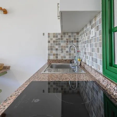 Private Solarium Garden Bungalow - Pool בית נופש *